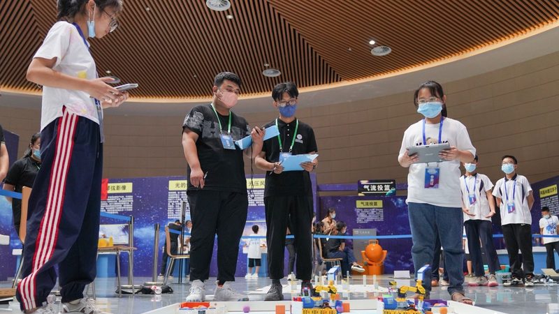 数据中台：2025年品牌排行榜背后的行业洞察